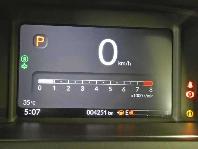 ホンダ Ｎ　ＢＯＸ カスタム ６６０ R7年 () 99
