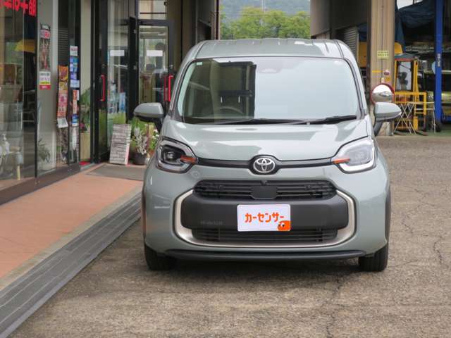 トヨタ シエンタ　ハイブリッド ハイブリッド １．５ Ｚ R4年 () 99