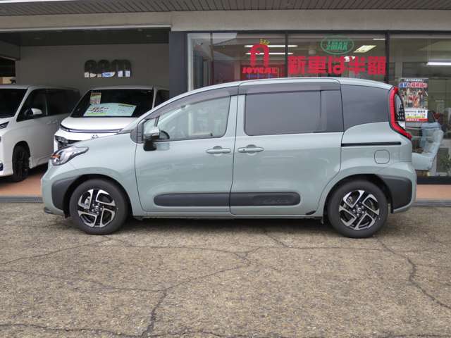 トヨタ シエンタ　ハイブリッド ハイブリッド １．５ Ｚ R4年 () 99