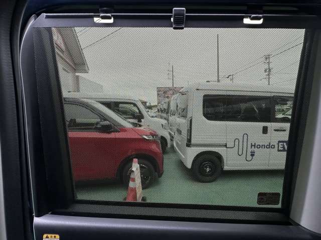 ダイハツ タント ６６０ ファンクロス ＥＣＯＩＤＬＥ非装着車 R7年 () 99