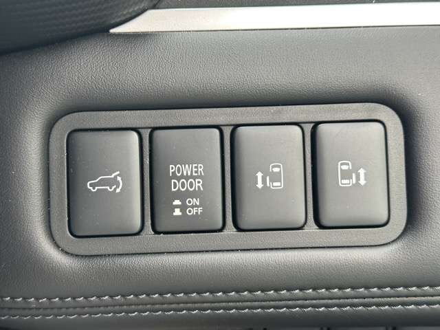 三菱 デリカ　Ｄ：５ ２．２ Ｐ ディーゼルターボ ４ＷＤ R6年 () 99
