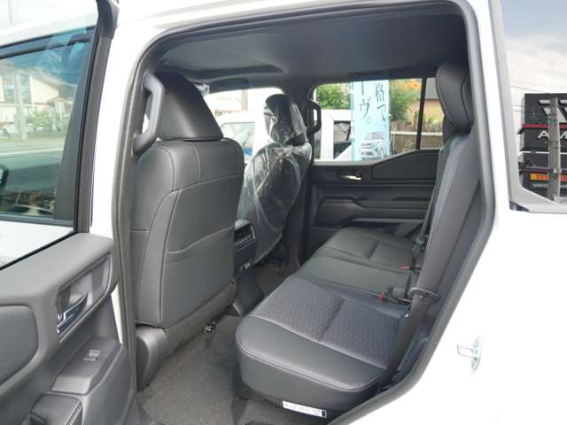 トヨタ ランドクルーザー２５０ ２．７ ＶＸ ４ＷＤ R8年 (東海) 99