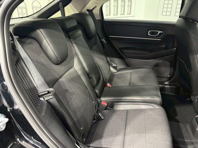 ホンダ ヴェゼル １．５ Ｅ：ＨＥＶ Ｚ ４ＷＤ R8年 (甲信越・北陸) 99