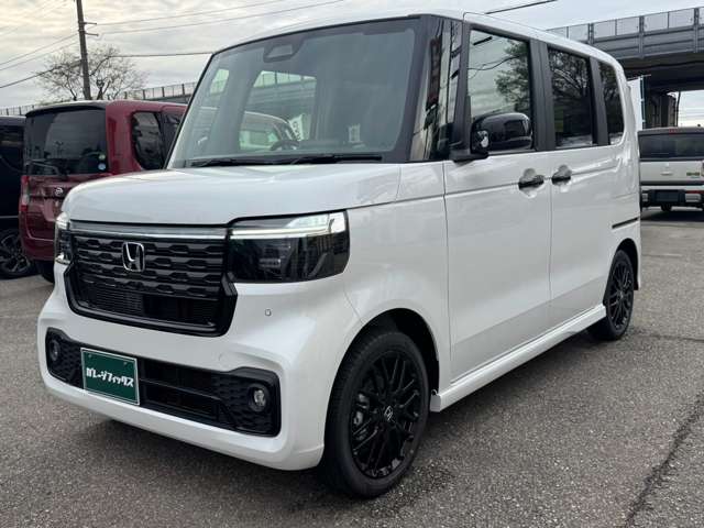 ホンダ Ｎ　ＢＯＸ カスタム ６６０ ターボ ブラック スタイル R8年 () 99