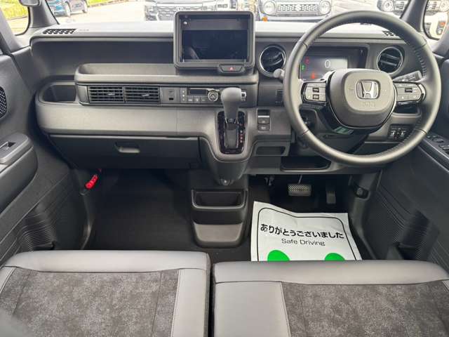 ホンダ Ｎ　ＢＯＸ カスタム ６６０ ターボ ブラック スタイル R8年 () 99