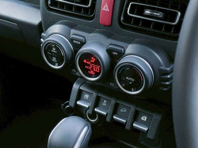 スズキ ジムニー　ノマド １．５ ＦＣ ４ＷＤ R8年 () 99