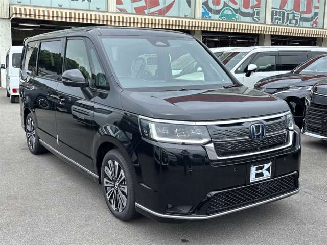 ホンダ ステップワゴン　ハイブリッド ２．０ Ｅ：ＨＥＶ スパーダ プレミアムライン R7年 (近畿) 99