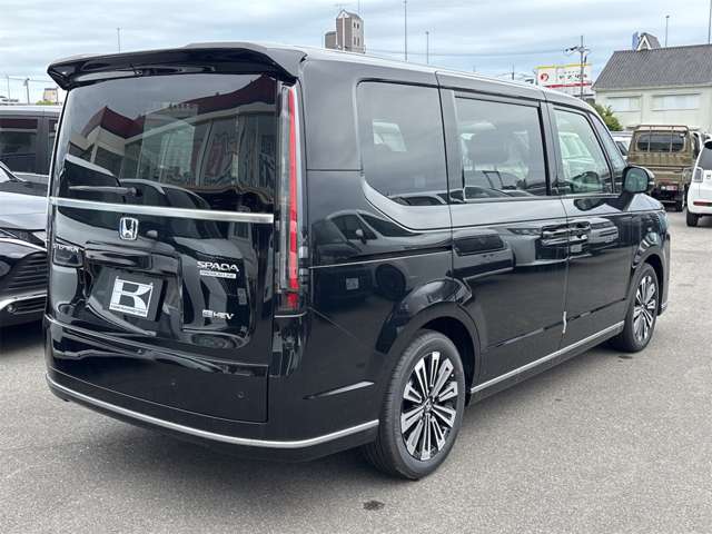 ホンダ ステップワゴン　ハイブリッド ２．０ Ｅ：ＨＥＶ スパーダ プレミアムライン R7年 (近畿) 99