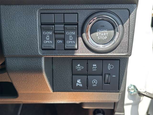 ダイハツ ムーヴ　キャンバス ６６０ ストライプス Ｘ R8年 (近畿) 99