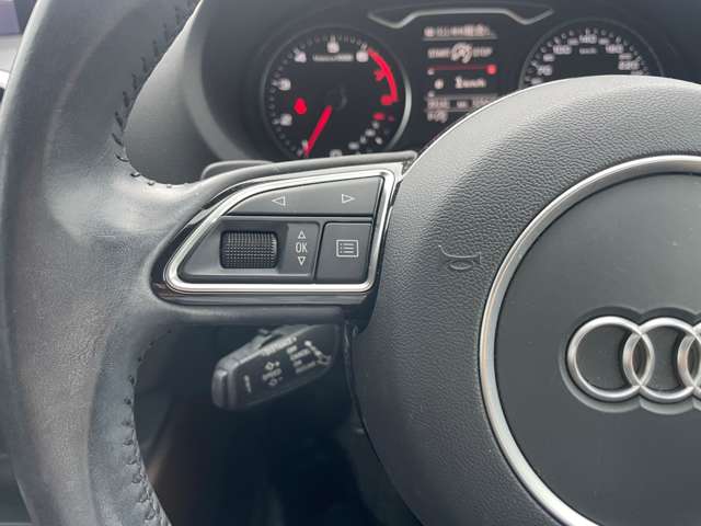 アウディ Ａ３　スポーツバック １．８ ＴＦＳＩ クワトロ ４ＷＤ H27年 (東北) 99