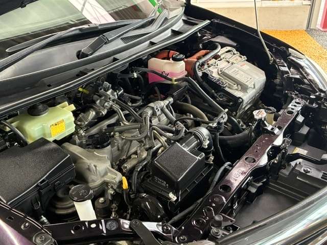 トヨタ カローラフィールダー　ハイブリッド １．５ ハイブリッド Ｇ Ｗ×Ｂ H27年 (関東) 99