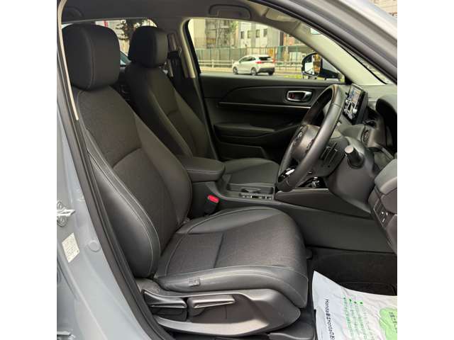 ホンダ ヴェゼル １．５ Ｅ：ＨＥＶ Ｚ R7年 (近畿) 99