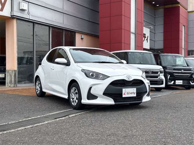 トヨタ ヤリス １．０ Ｘ R3年 () 99