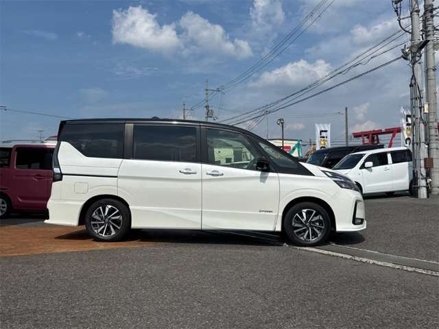 日産 セレナ １．２ Ｅ－ＰＯＷＥＲ ハイウェイスター Ｖ R3年 (近畿) 99