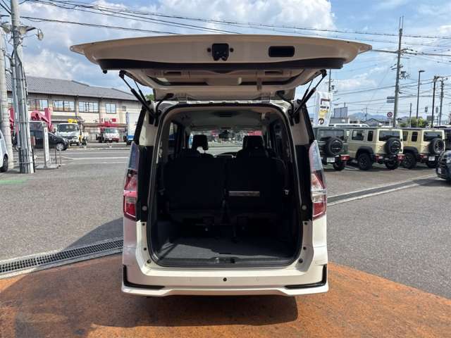 日産 セレナ １．２ Ｅ－ＰＯＷＥＲ ハイウェイスター Ｖ R3年 (近畿) 99