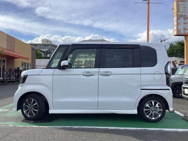 ホンダ Ｎ　ＢＯＸ カスタム ６６０ Ｌ R3年 (近畿) 99