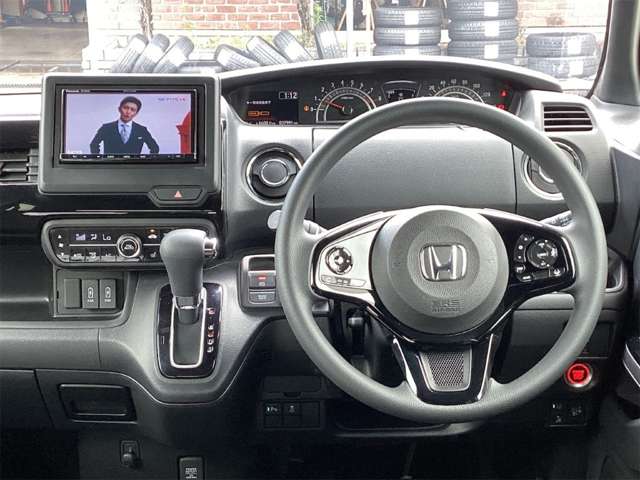 ホンダ Ｎ　ＢＯＸ カスタム ６６０ Ｌ R4年 (近畿) 99