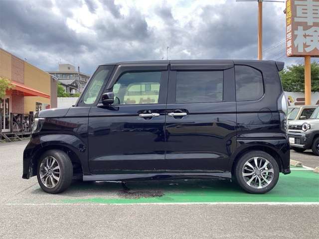 ホンダ Ｎ　ＢＯＸ カスタム ６６０ Ｌ R4年 (近畿) 99