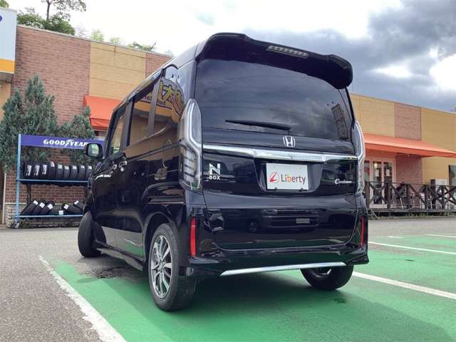 ホンダ Ｎ　ＢＯＸ カスタム ６６０ Ｌ R4年 (近畿) 99