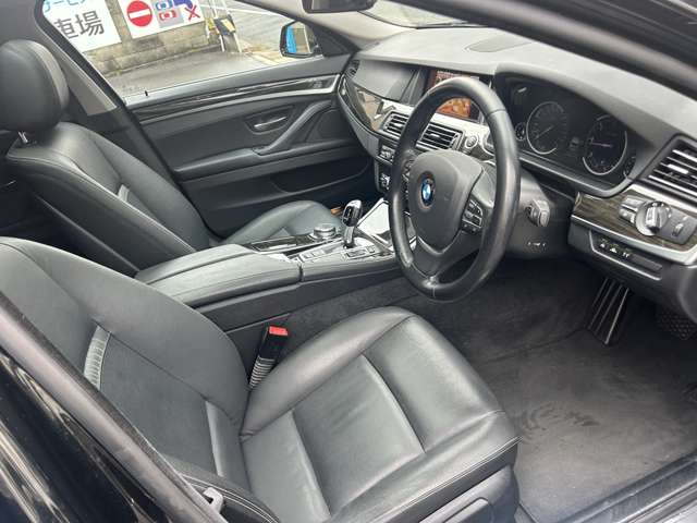 ＢＭＷ ５シリーズ ５２３Ｄ ラグジュアリー ディーゼルターボ H28年 (中国) 99
