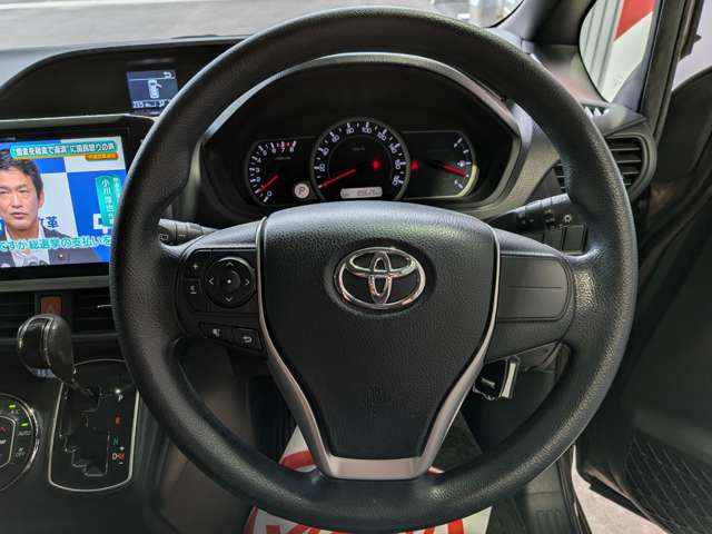 トヨタ ノア ２．０ Ｘ ４ＷＤ H26年 (東北) 99