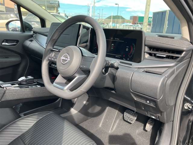 日産 ノートオーラ １．２ Ｇ レザーエディション R6年 (東海) 99