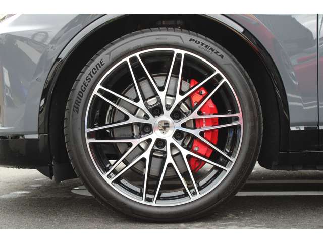 ポルシェ マカン ターボ ４ＷＤ R8年 (近畿) 99