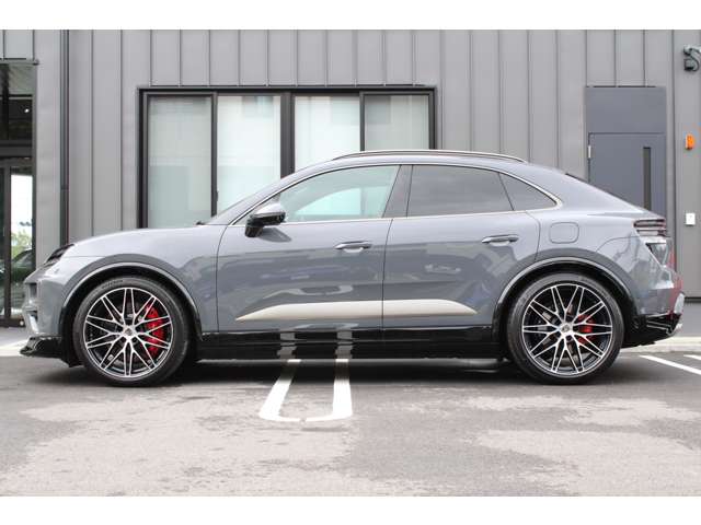 ポルシェ マカン ターボ ４ＷＤ R8年 (近畿) 99
