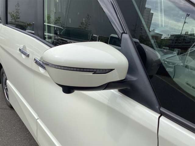 日産 セレナ １．２ Ｅ－ＰＯＷＥＲ ハイウェイスター Ｖ R4年 (近畿) 99