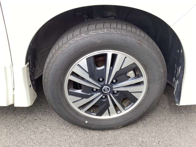 日産 セレナ １．２ Ｅ－ＰＯＷＥＲ ハイウェイスター Ｖ R4年 (近畿) 99