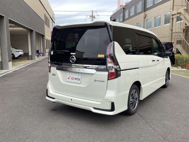 日産 セレナ １．２ Ｅ－ＰＯＷＥＲ ハイウェイスター Ｖ R4年 (近畿) 99