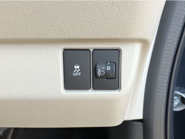 ホンダ Ｎ　ＢＯＸ ６６０ R8年 (近畿) 99