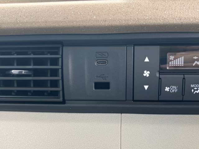 ホンダ Ｎ　ＢＯＸ ６６０ R8年 (近畿) 99