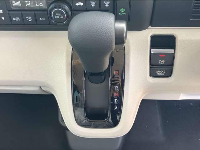 ホンダ Ｎ　ＢＯＸ ６６０ R8年 (近畿) 99