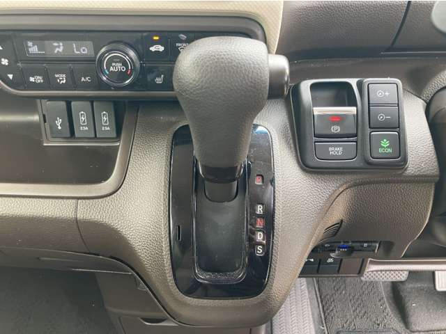 ホンダ Ｎ　ＢＯＸ ６６０ Ｌ R5年 (近畿) 99