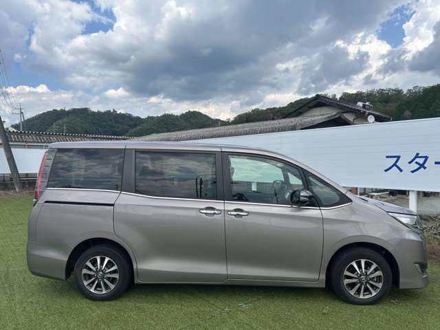 トヨタ エスクァイア ２．０ ＸＩ サイドリフトアップチルトシート装着車 R1年 (近畿) 99