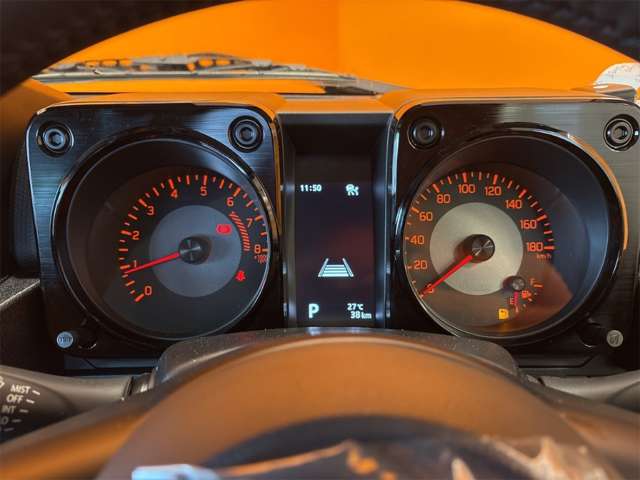 スズキ ジムニー　ノマド １．５ ＦＣ ４ＷＤ R8年 (近畿) 99