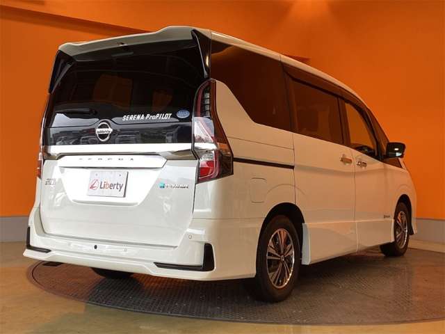 日産 セレナ １．２ Ｅ－ＰＯＷＥＲ ハイウェイスター Ｖ R3年 (近畿) 99