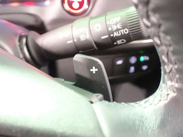 ホンダ ヴェゼル １．５ Ｅ：ＨＥＶ Ｚ R6年 () 99