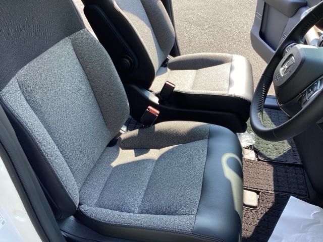 ホンダ フリード １．５ エアー ＥＸ R8年 (近畿) 99