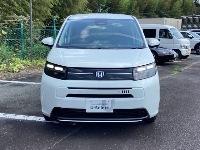 ホンダ フリード　ハイブリッド １．５ Ｅ：ＨＥＶ エアー ＥＸ ４ＷＤ R8年 (近畿) 99