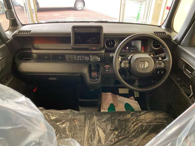 ホンダ Ｎ　ＢＯＸ カスタム ６６０ ターボ R8年 () 99