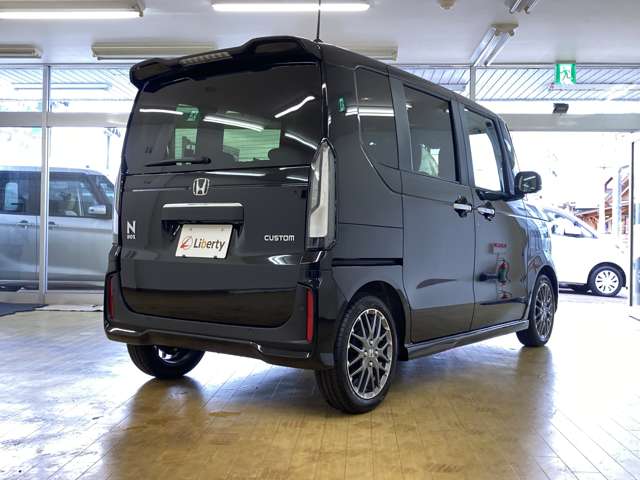 ホンダ Ｎ　ＢＯＸ カスタム ６６０ ターボ R8年 () 99
