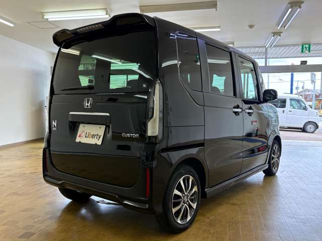 ホンダ Ｎ　ＢＯＸ カスタム ６６０ R6年 () 99