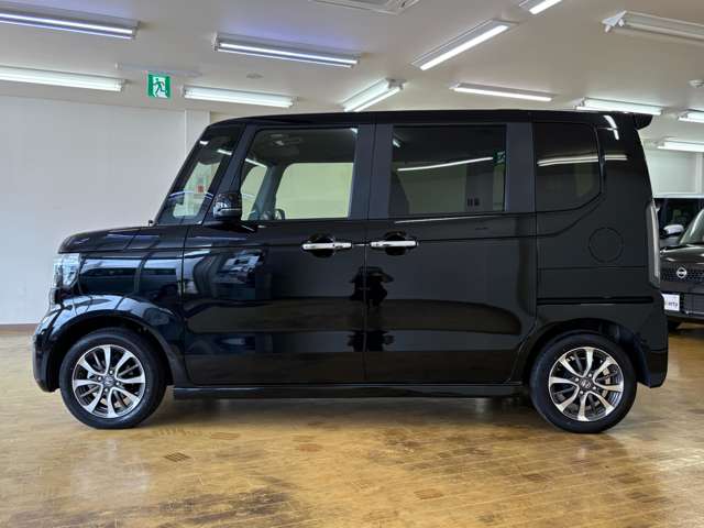 ホンダ Ｎ　ＢＯＸ カスタム ６６０ R6年 () 99