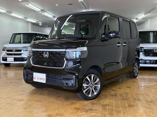 ホンダ Ｎ　ＢＯＸ カスタム ６６０ R6年 () 99