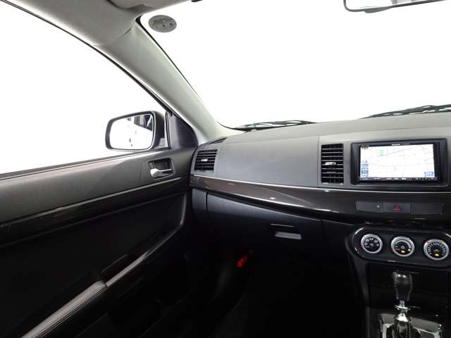 三菱 ランサー ２．０ ＧＳＲ Ｘ ４ＷＤ H21年 (関東) 99