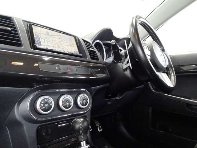 三菱 ランサー ２．０ ＧＳＲ Ｘ ４ＷＤ H21年 (関東) 99