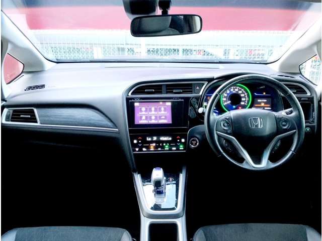 ホンダ シャトル １．５ ハイブリッド Ｚ スタイルエディション H27年 () 99