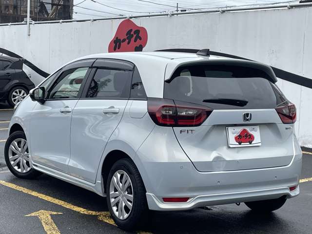 ホンダ フィット　ハイブリッド １．５ Ｅ：ＨＥＶ ホーム R4年 (関東) 99